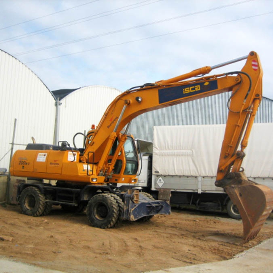 maquinaria-derribos-excavaciones-009