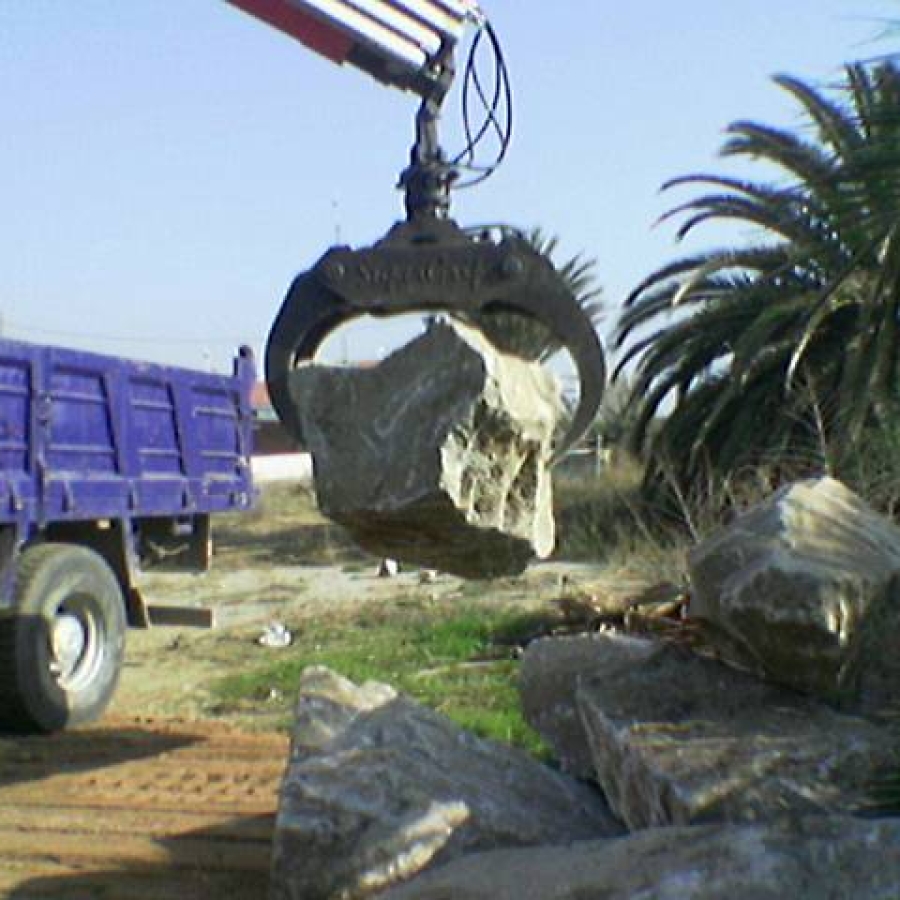 maquinaria-derribos-excavaciones-05