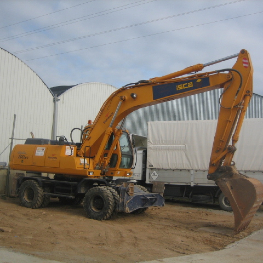 maquinaria-derribos-excavaciones-08